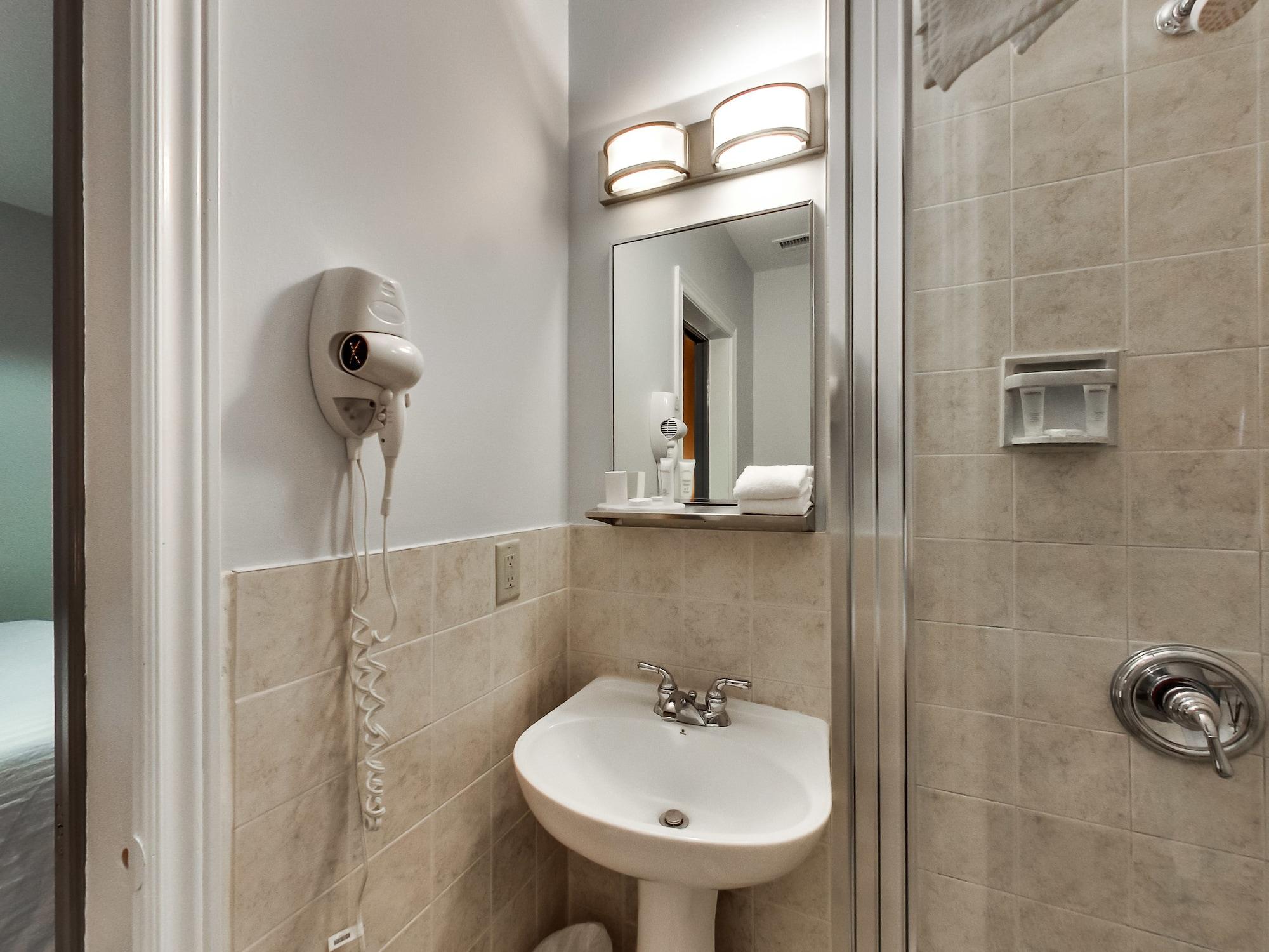טורונטו Isabella Hotel & Suites מראה חיצוני תמונה