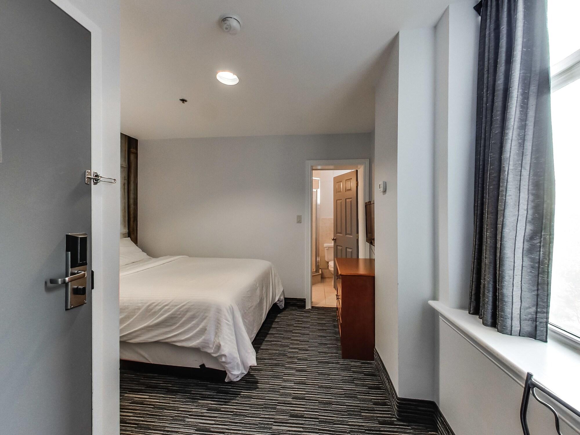 טורונטו Isabella Hotel & Suites מראה חיצוני תמונה