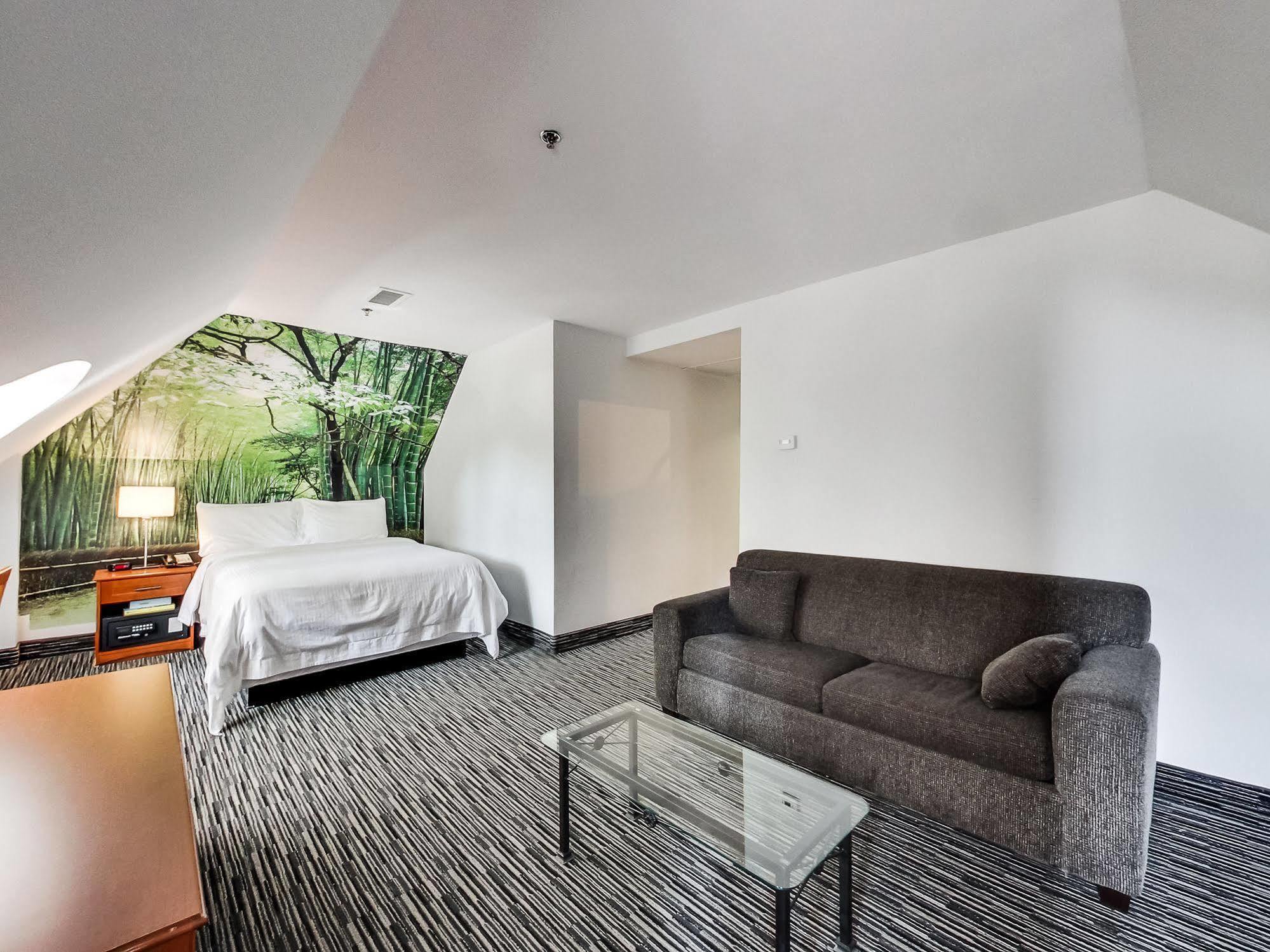 טורונטו Isabella Hotel & Suites מראה חיצוני תמונה